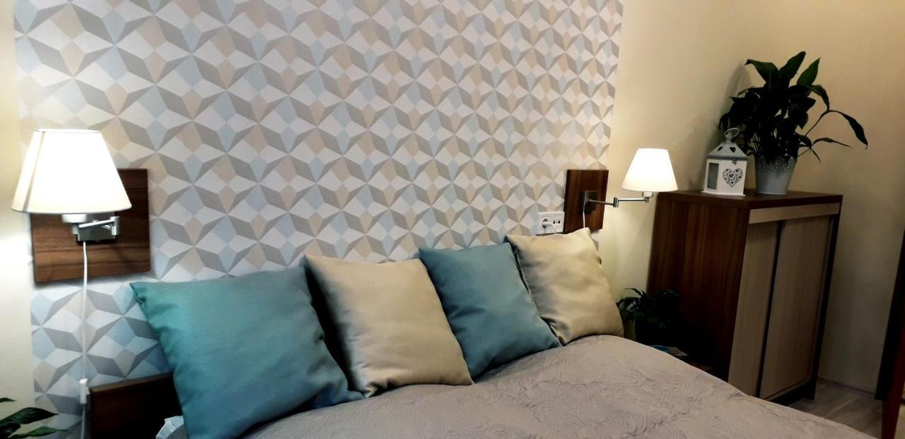 Diana Apartmanhaz Кестели Екстериор снимка