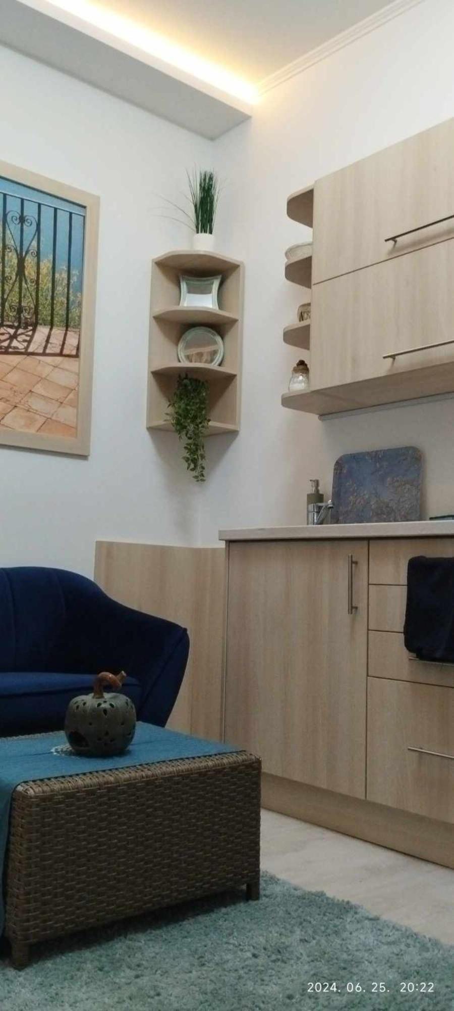 Diana Apartmanhaz Кестели Екстериор снимка