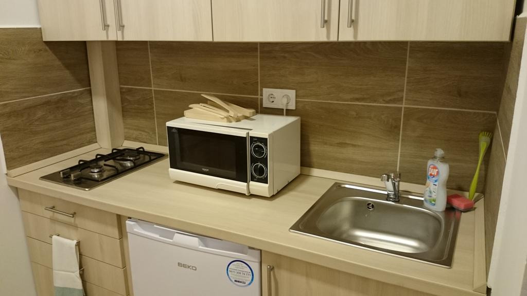 Diana Apartmanhaz Кестели Екстериор снимка
